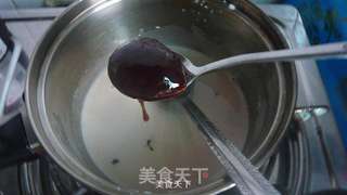 “夕餐落英”------碧玉玫瑰金丝卷的做法步骤：3