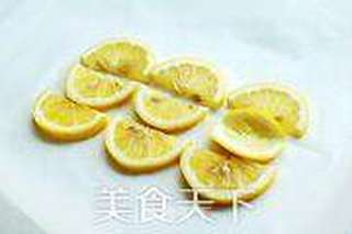 夏日的清新柠檬烤芦笋的做法步骤:3