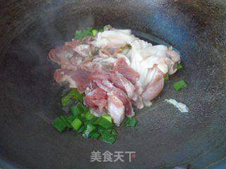 红蘑白菜的做法步骤:6