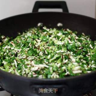 父母的味道-----香菇芹菜鲜肉饺的做法步骤:8