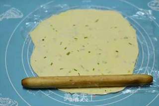 好吃到你味蕾都融化—葱香苏打饼的做法步骤:3