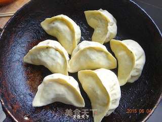 水煎韭菜盒子陷玉面包子的做法步骤:7