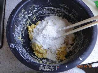 水煎韭菜盒子陷玉面包子的做法步骤:2