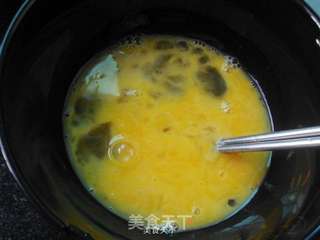 豌豆花蛤煎蛋的做法步骤:4
