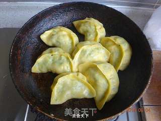 水煎韭菜盒子陷玉面包子的做法步骤:9