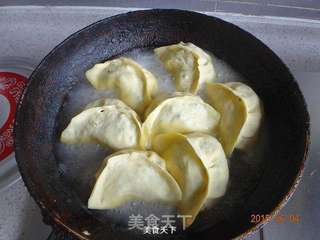 水煎韭菜盒子陷玉面包子的做法步骤:8
