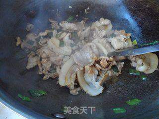 红蘑白菜的做法步骤:7