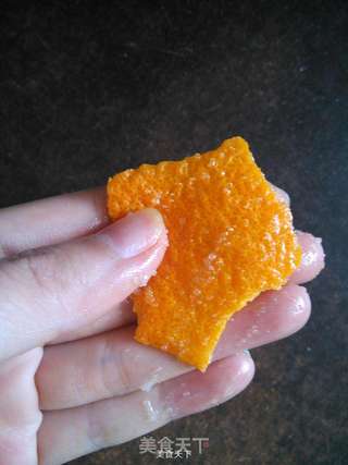 糖渍橙皮的做法步骤:2