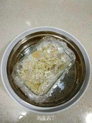 鸡蛋鱼丸蒸意面的做法步骤:6
