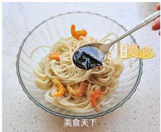 天热来碗经典海派开洋葱油拌面的做法步骤:6