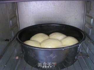 柔软好吃--花朵红豆面包的做法步骤:11