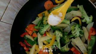 彩椒煎蛋的做法步骤:8