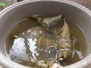 花生米红豆糯米粽的做法步骤:12