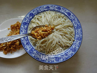 蒜蓉粉丝金针菇的做法步骤:14