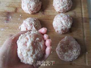 红烧狮子头的做法步骤:4