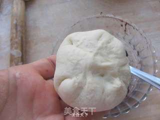 柔软好吃--花朵红豆面包的做法步骤:8
