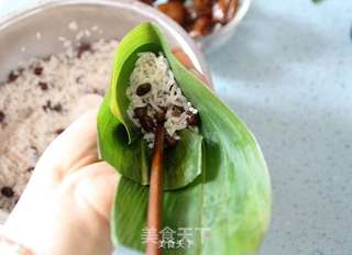 甜蜜的红豆蜜枣粽的做法步骤:7