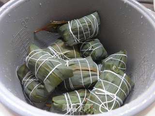 花生米红豆糯米粽的做法步骤:9