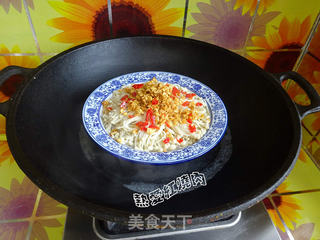 蒜蓉粉丝金针菇的做法步骤:16