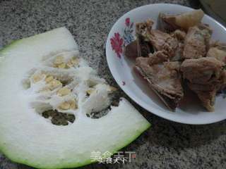 肉骨冬瓜汤的做法步骤：1
