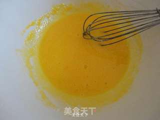 康乃馨蛋糕卷的做法步骤:3