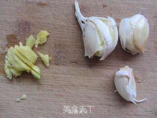 蒸黄鳝的做法步骤:2