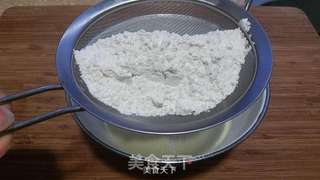 葡萄干戚风蛋糕的做法步骤:7