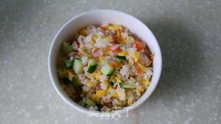营养早餐---蛋包饭的做法步骤:3