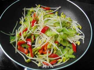 苦瓜豆腐的做法步骤:7