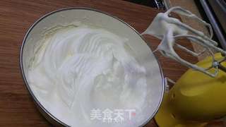 葡萄干戚风蛋糕的做法步骤:10