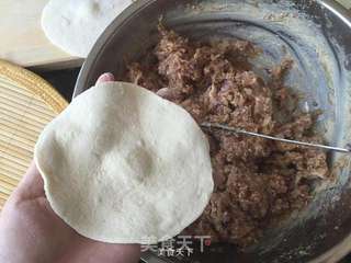牛肉圆葱小笼包的做法步骤:13