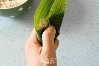 圆锥碱水白米粽的做法步骤:6