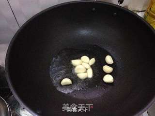 饭店美味在家做-蒜子玉米煲牛肉的做法步骤:5