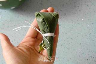 圆锥碱水白米粽的做法步骤:9