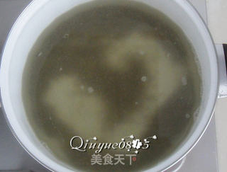 黑小米土豆稀饭的做法步骤:2