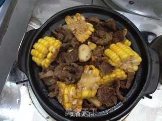 饭店美味在家做-蒜子玉米煲牛肉的做法步骤:12
