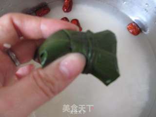 迷你红枣粽子的做法步骤:7