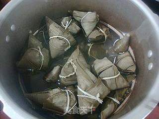粽情端午---【红豆粽子】的做法步骤:9