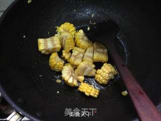饭店美味在家做-蒜子玉米煲牛肉的做法步骤:6