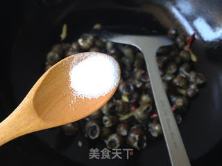 香辣小螺丝的做法步骤:6