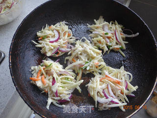 廉价的土豆可口味道的土豆饼的做法步骤:5