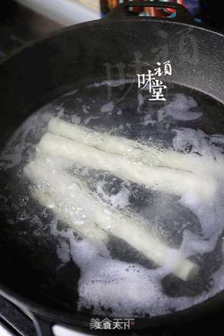 秋葵山药拌冷豆腐的做法步骤：2