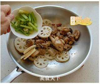 超级劲爆香辣过瘾【干锅连藕鸭】的做法步骤:10