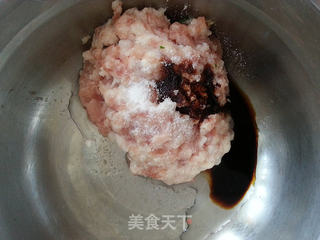 黄须菜肉馅饺子的做法步骤:7