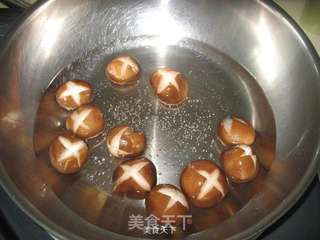 香菇油菜的做法步骤:4
