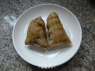 毛豆麻辣香肠糯米粽的做法步骤:15