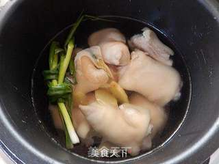 泡椒猪蹄的做法步骤:3