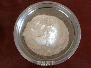 猪肉茴香包子的做法步骤:4