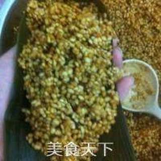 蛋黄肉粽的做法步骤:15