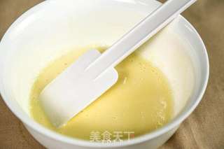 无油无糖麦芬蛋糕(零基础学做麦芬)的做法步骤:2